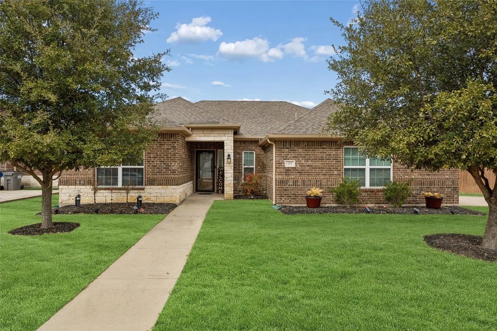 525 Meadow Springs Drive, Glenn Heights