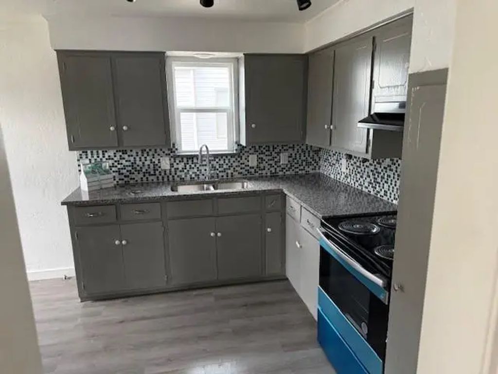 209 S Walnut, Winnsboro