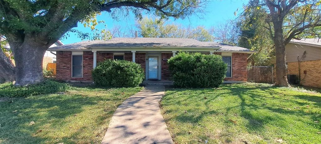 9724 White Ash Road, Dallas