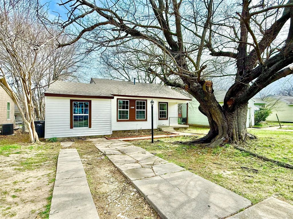4813 Sandage Avenue, Fort Worth