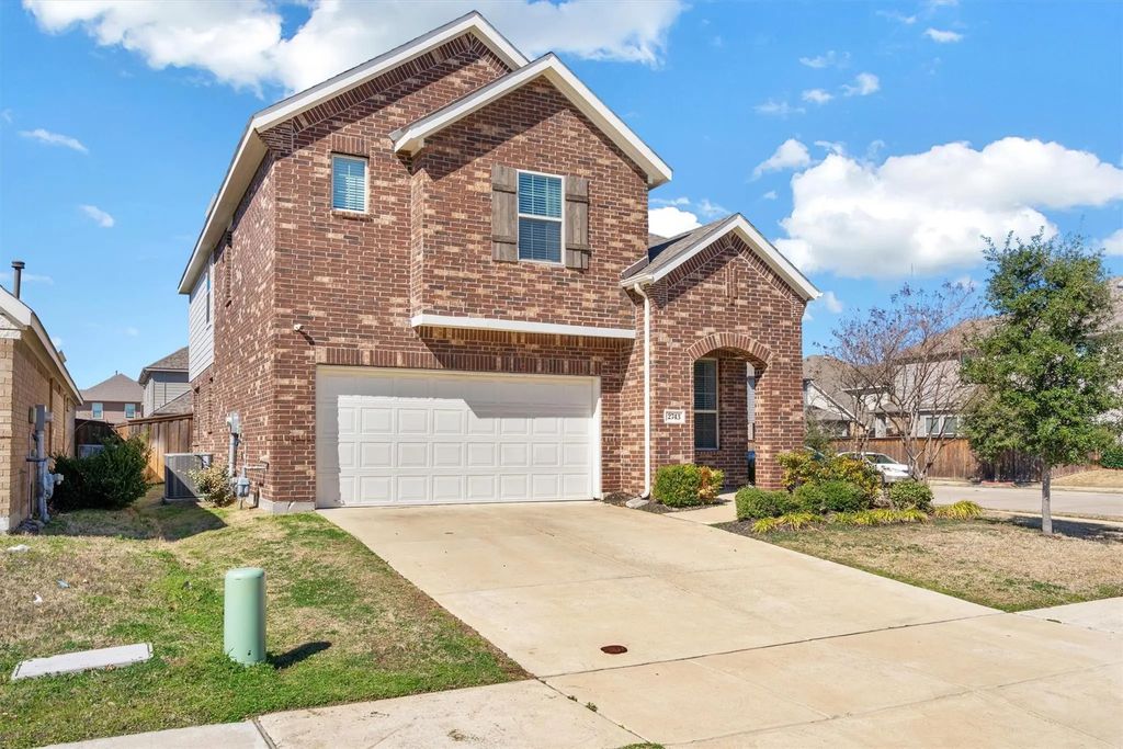 2743 Pease Drive, Forney