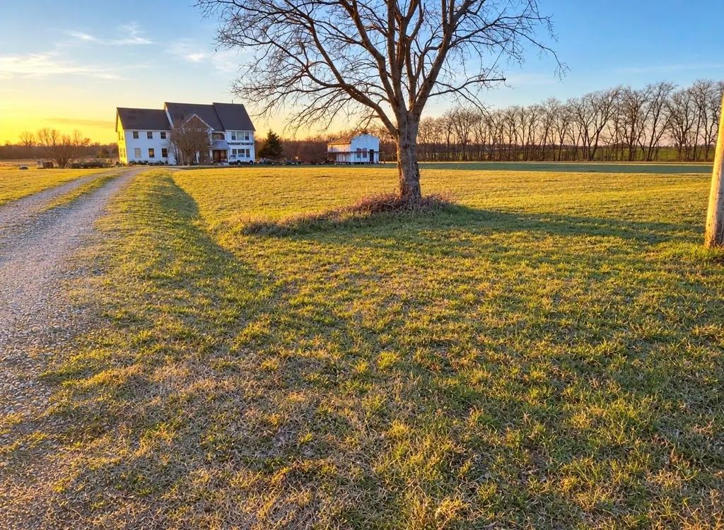 5077 E Line Road, Whitewright