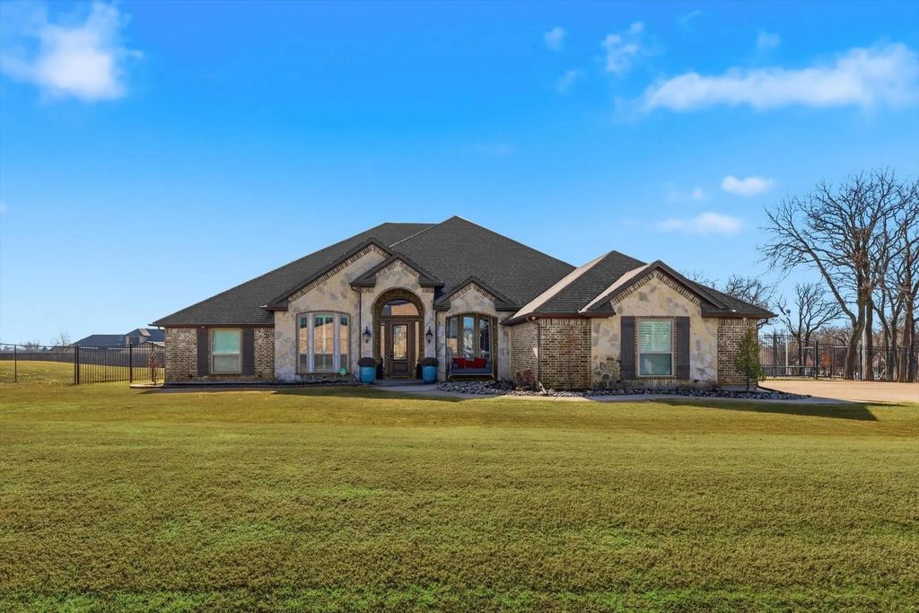 7100 Granville Drive, Mansfield