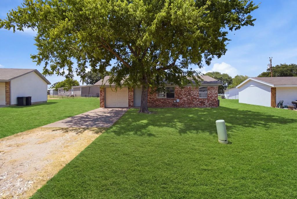 1517 Coral Cut Off, Pelican Bay