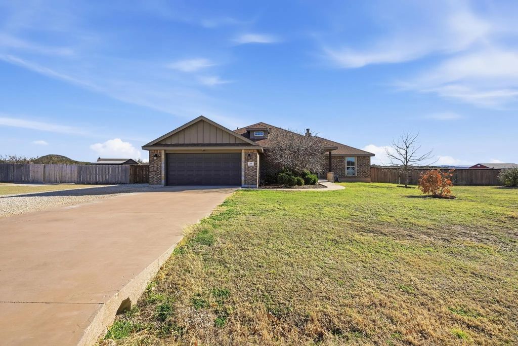 207 Countryside Drive, Tuscola