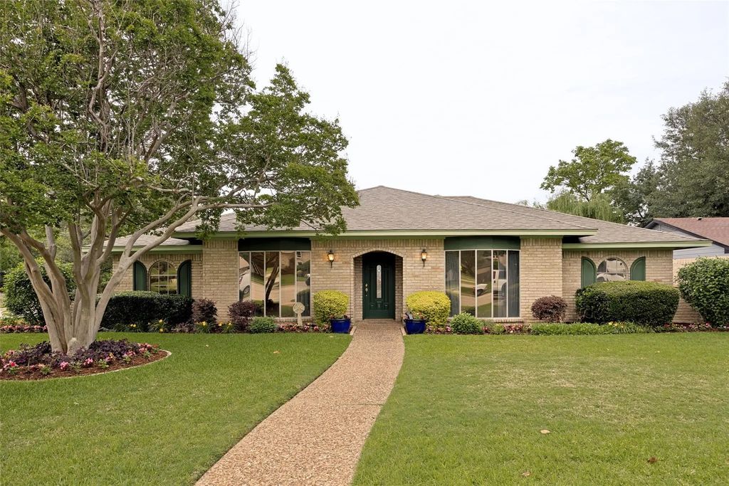 1 Collins Court, Richardson