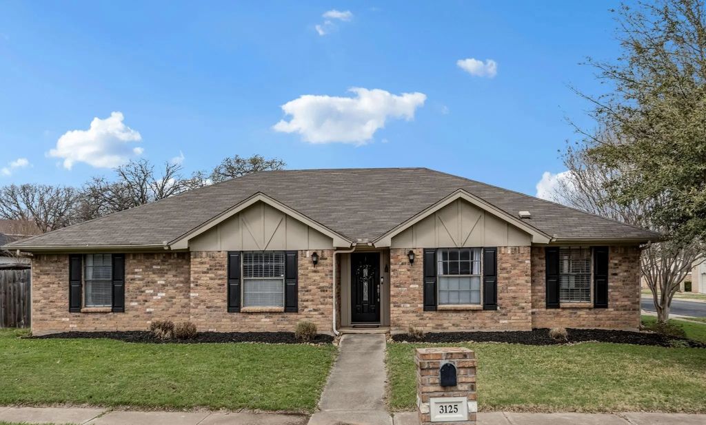 3125 Teakwood Drive, Bedford