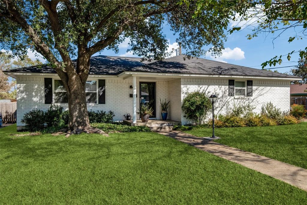 2410 Saint Francis Avenue, Dallas
