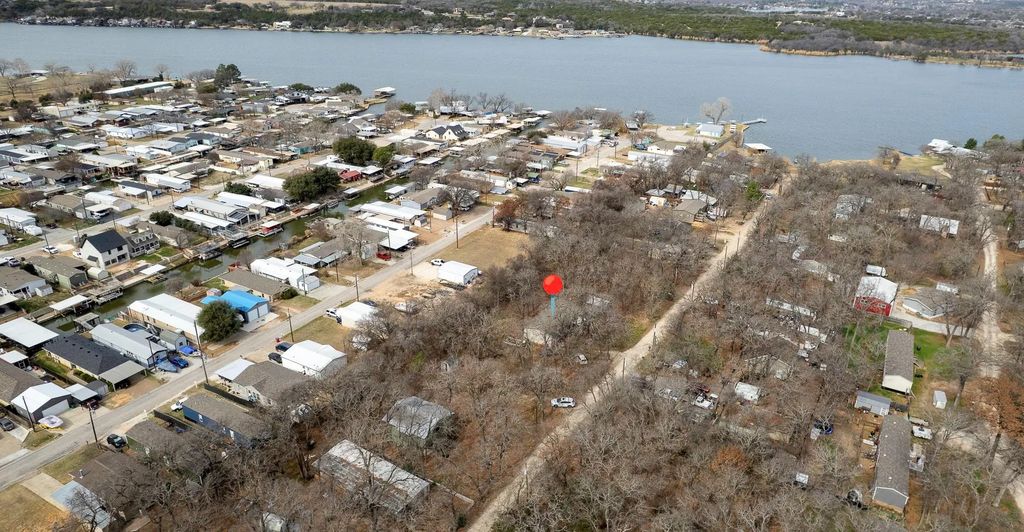 6601 Oakwood Lake Court, Granbury
