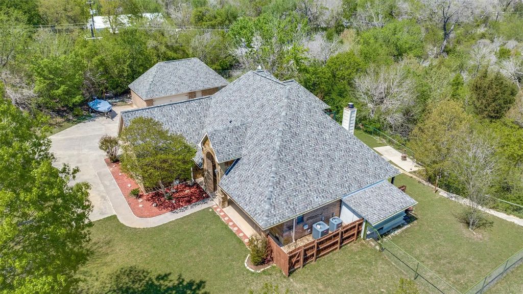 101 Creekpath Drive, Azle