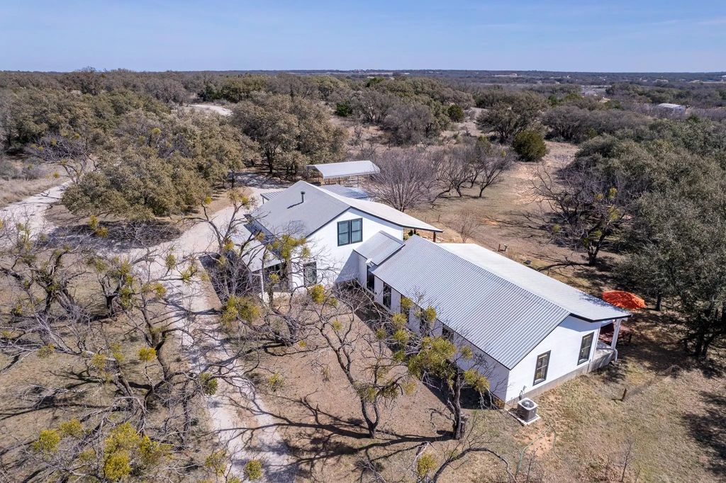 1515 County Road 233 Road, Brownwood