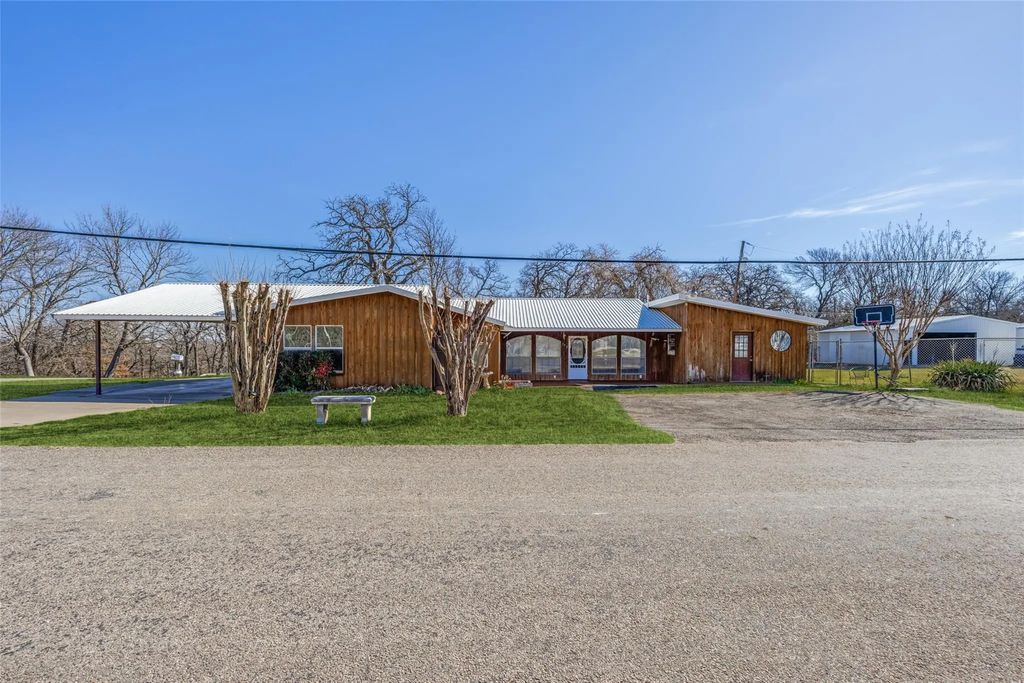 172 Mohawk Drive, Gordonville