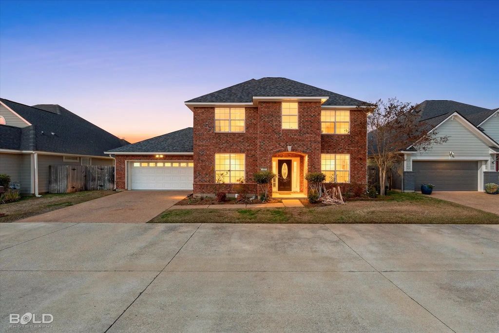 222 Hallette Drive, Shreveport