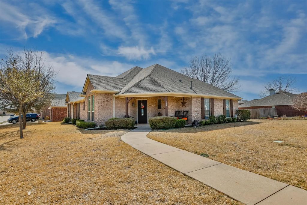 188 Aster Drive, Sanger