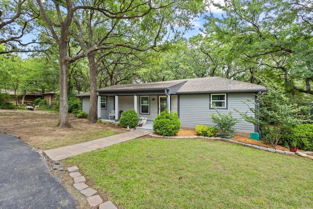 434 Crescent Drive, Pottsboro