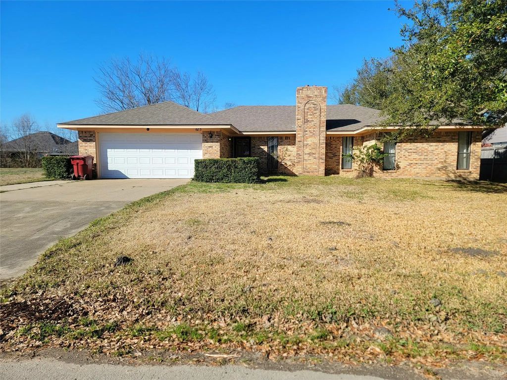 603 W 12th Street, Clarksville