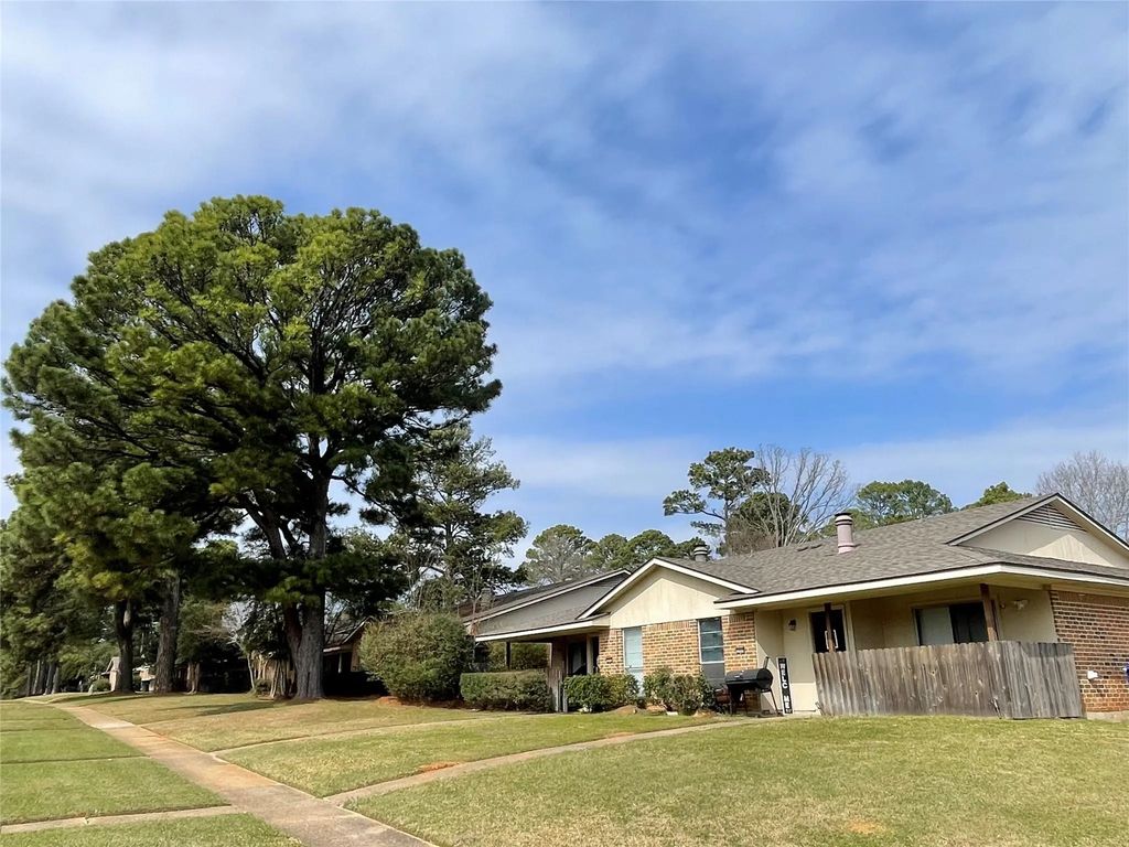2908 Mackey Lane, Shreveport