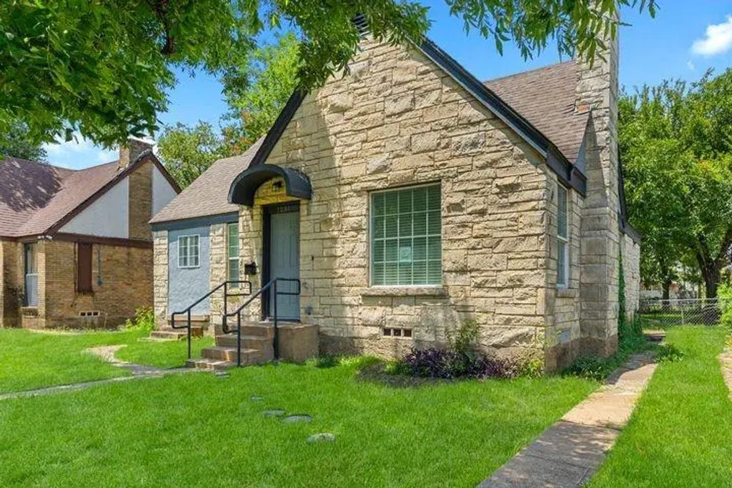 1231 Harlandale Avenue, Dallas