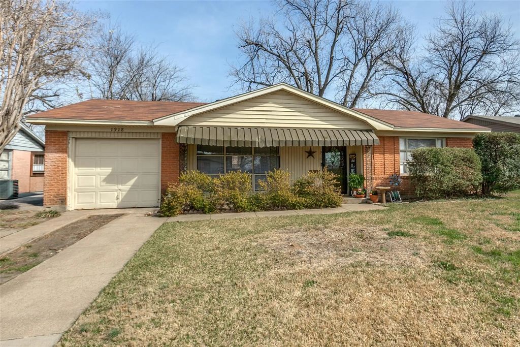 1918 S 5th Street, Garland