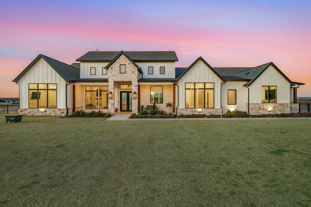 625 Dickens Drive, Aledo