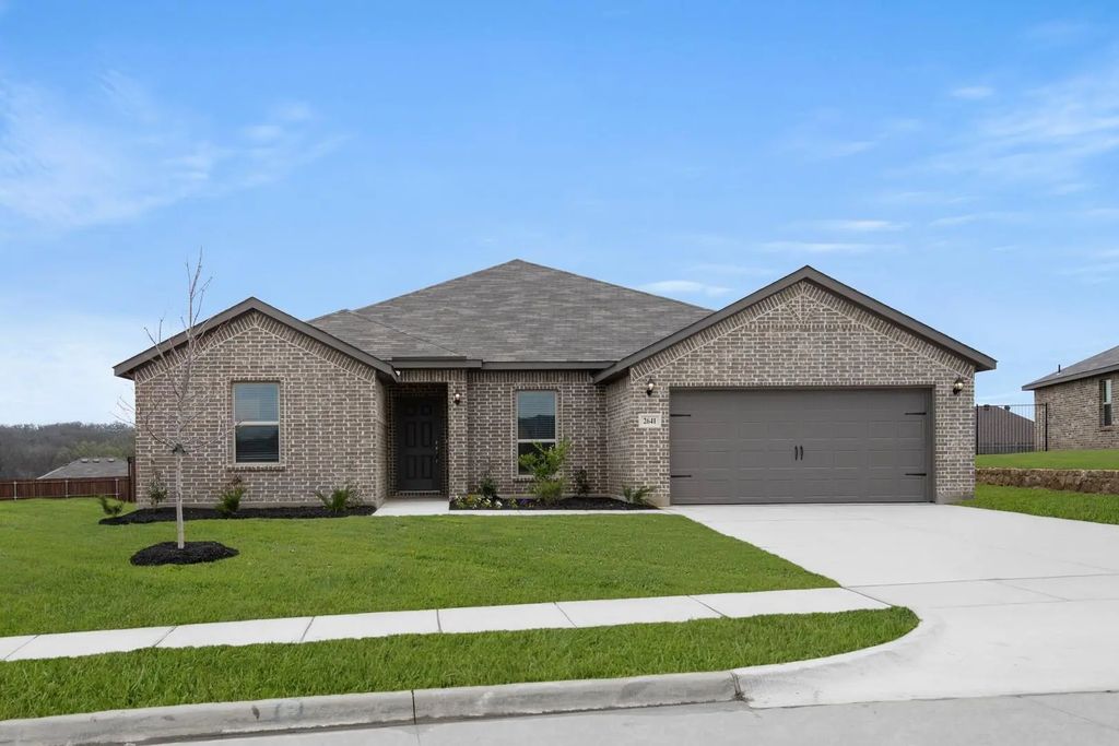 2641 River Bank Drive, Burleson