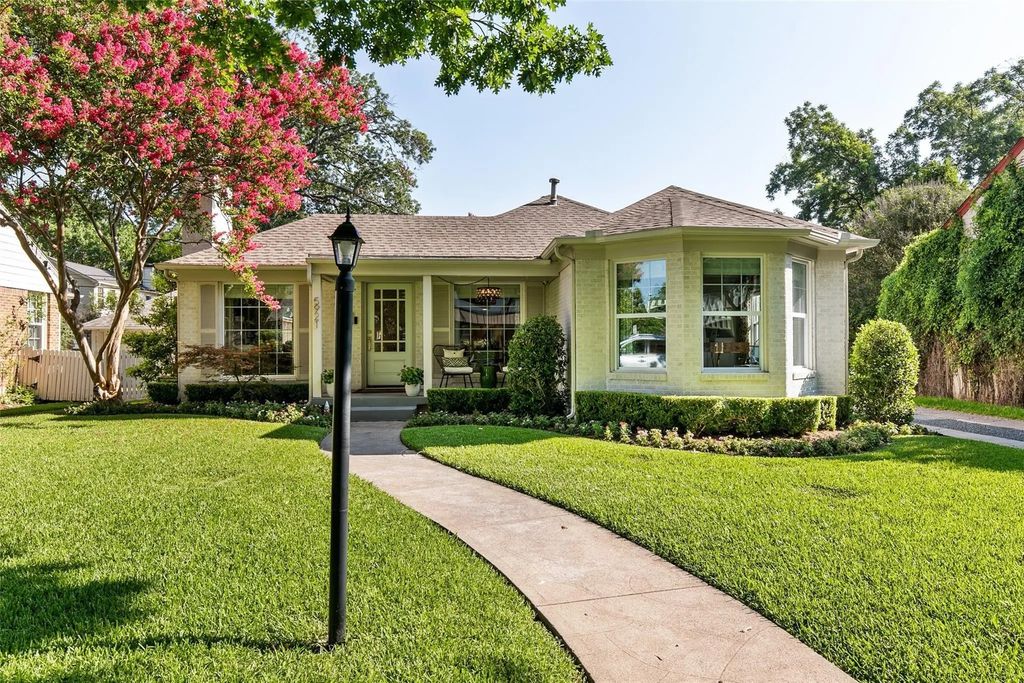 5921 Kenwood Avenue, Dallas