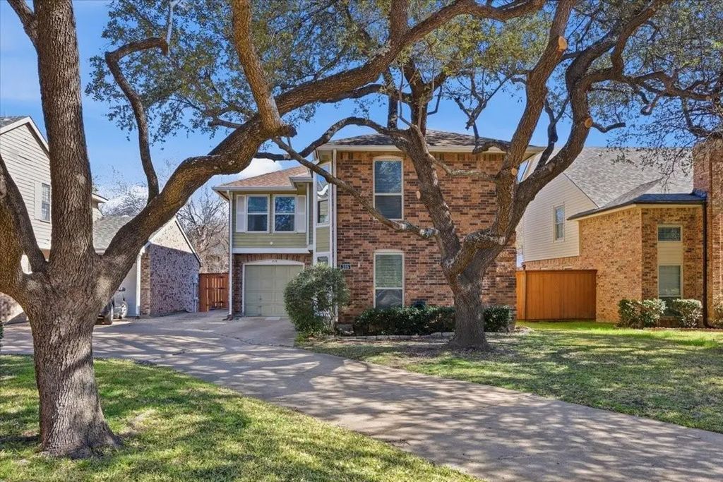 315 Stoneledge Drive, Irving