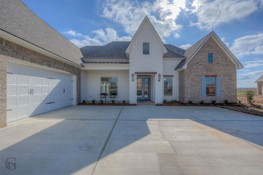 613 Danube Circle, Bossier City