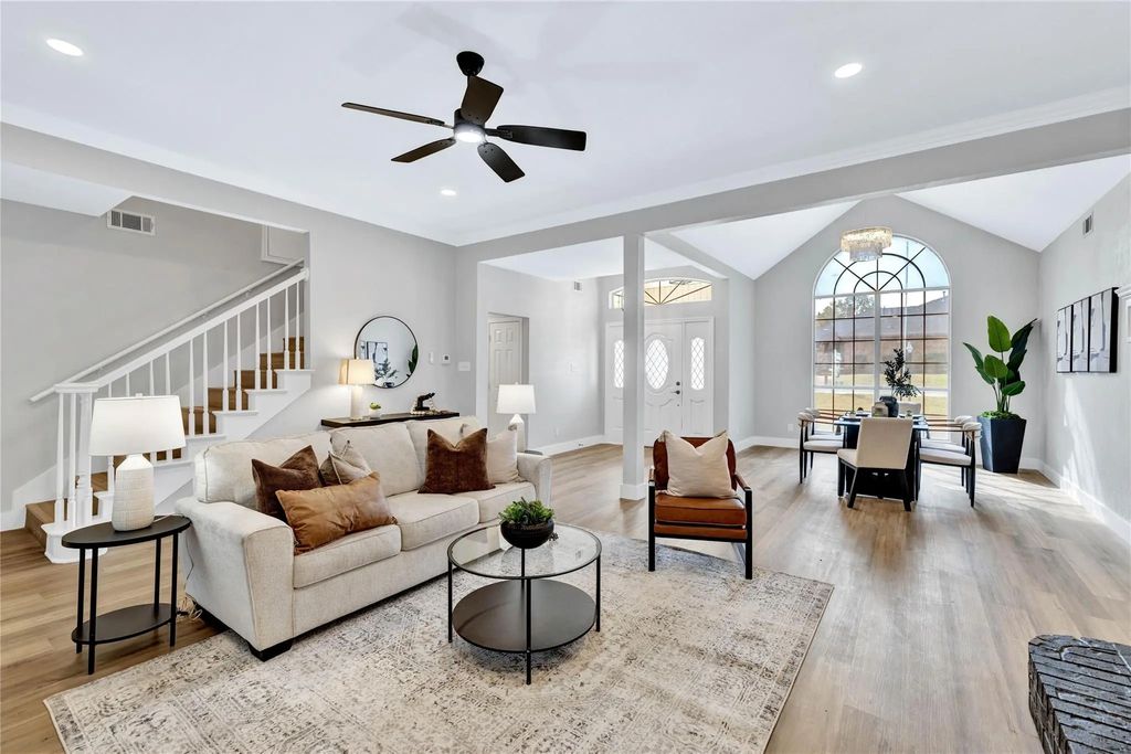 1306 British Boulevard, Grand Prairie