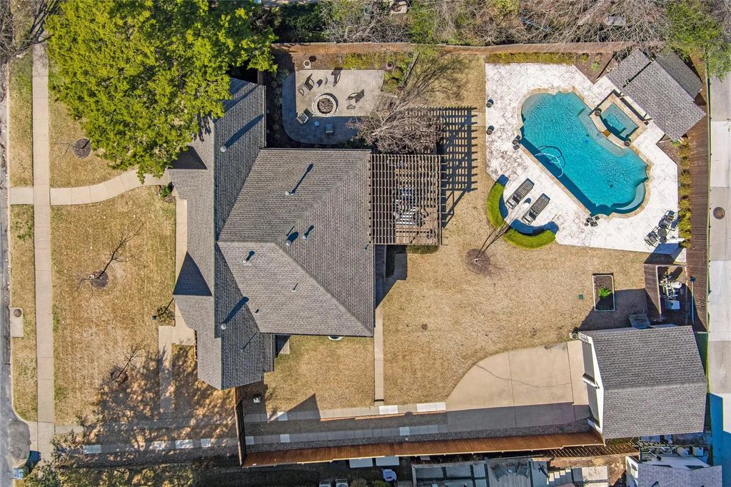 616 Newell Avenue, Dallas