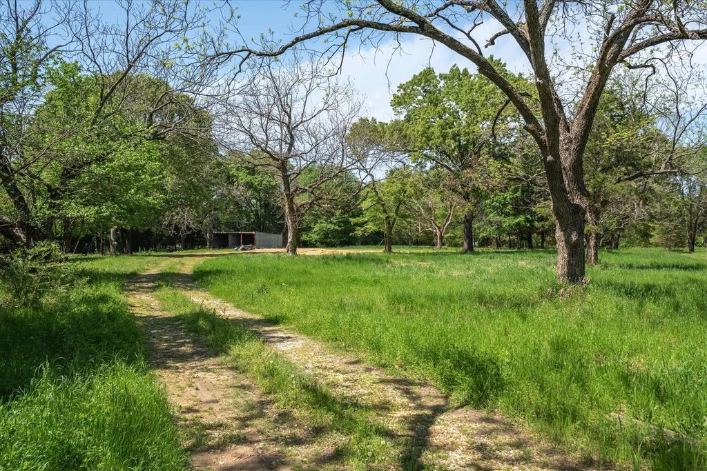 2710 Us Hwy 80, Grand Saline