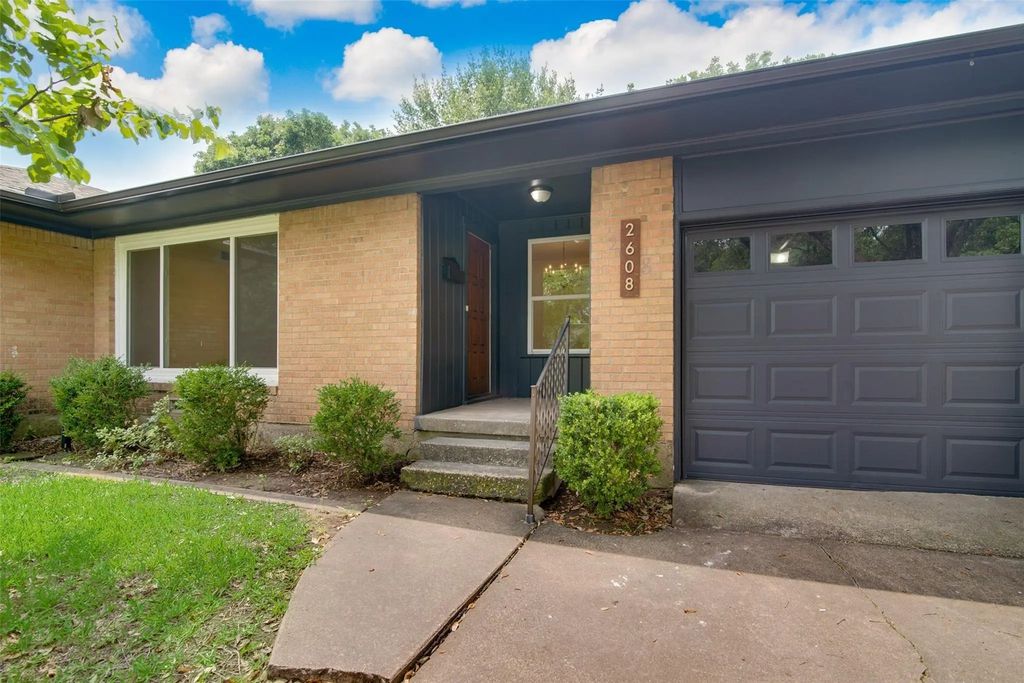 2608 Klondike Drive, Dallas