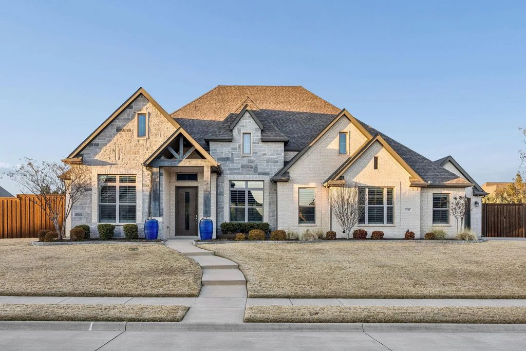 2121 Weathertop Lane, Prosper