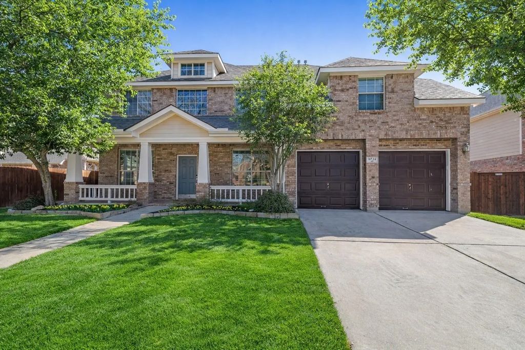 9732 Lacey Lane, Fort Worth