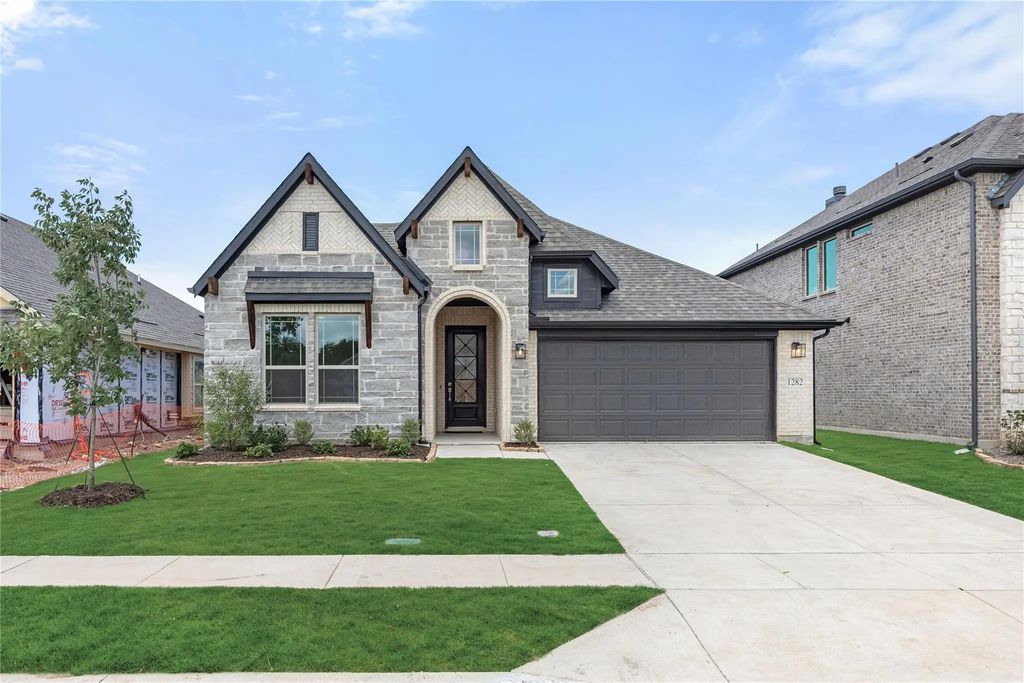 1282 Emily Drive, Trenton