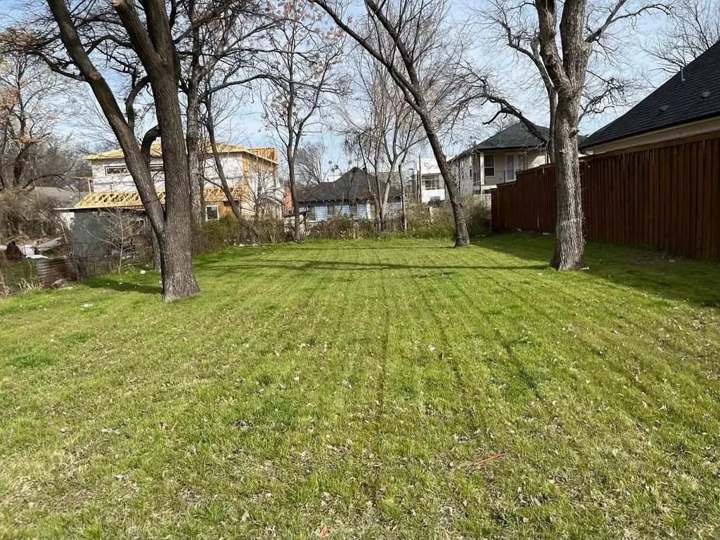 1923 Pueblo Street, Dallas