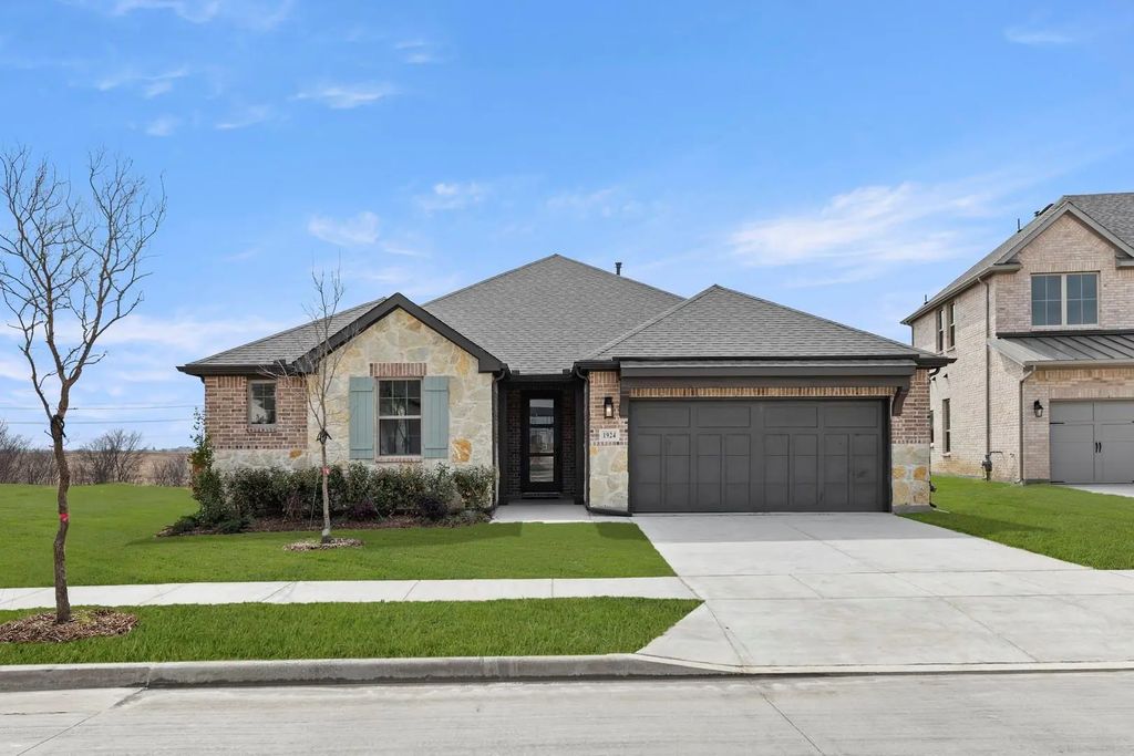 1924 Wishon Road, Celina