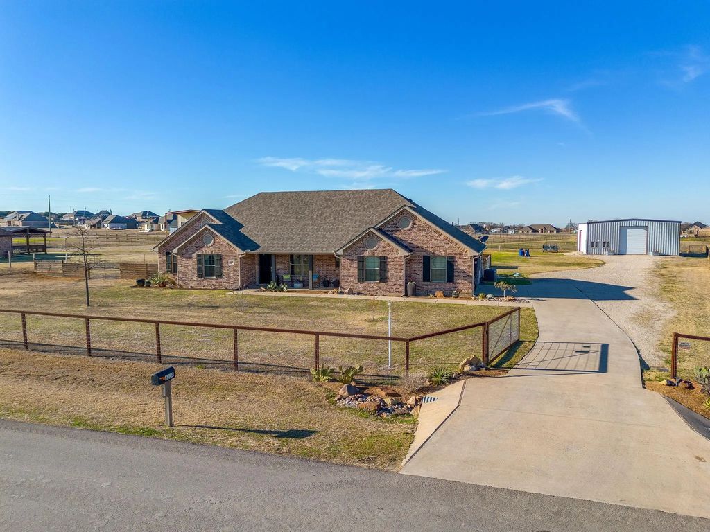 6104 Kentucky Street, Joshua
