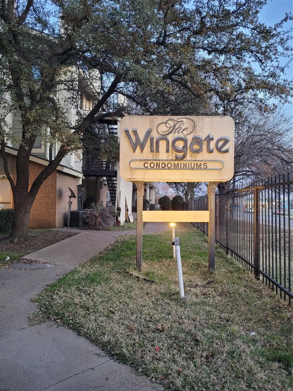 9611 Walnut Street 1206, Dallas