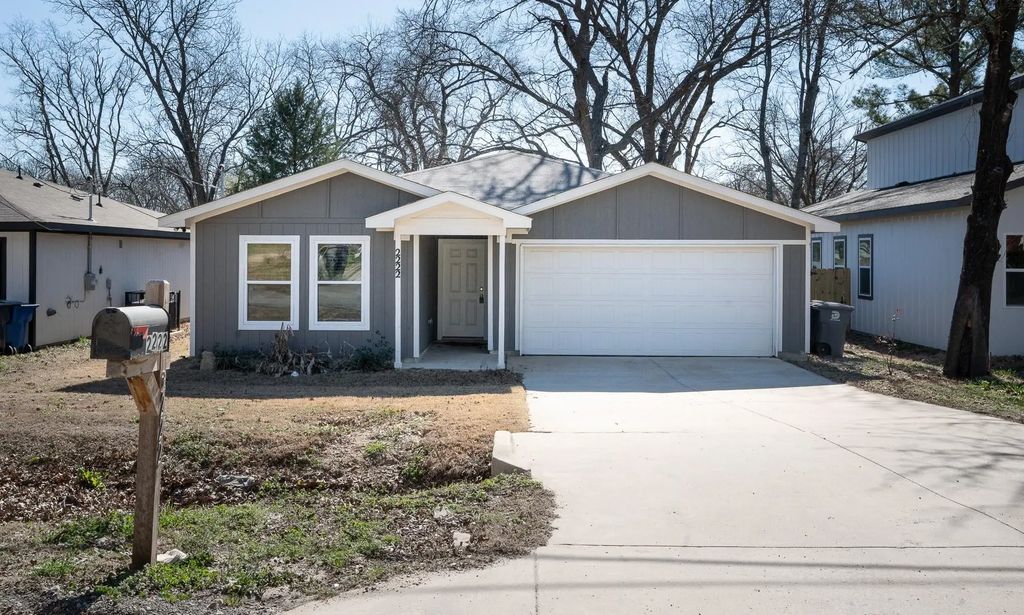 2222 Echo Lake Drive, Dallas