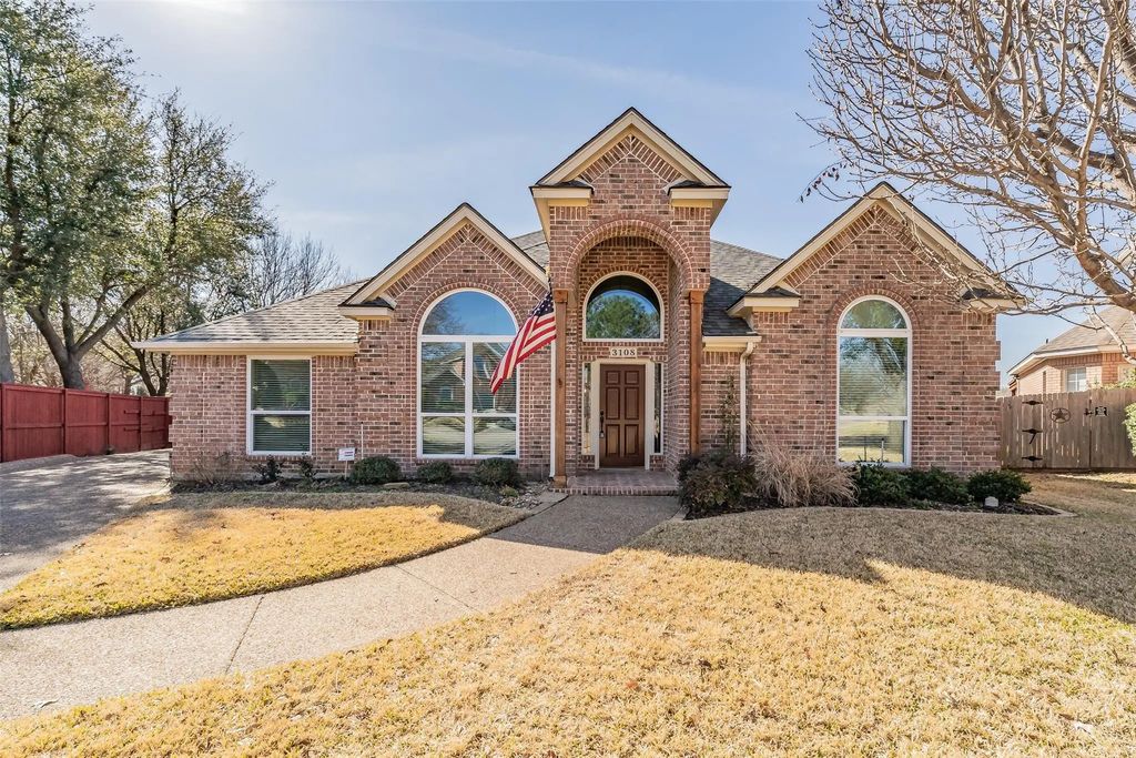 3108 Creekwood Court, Bedford
