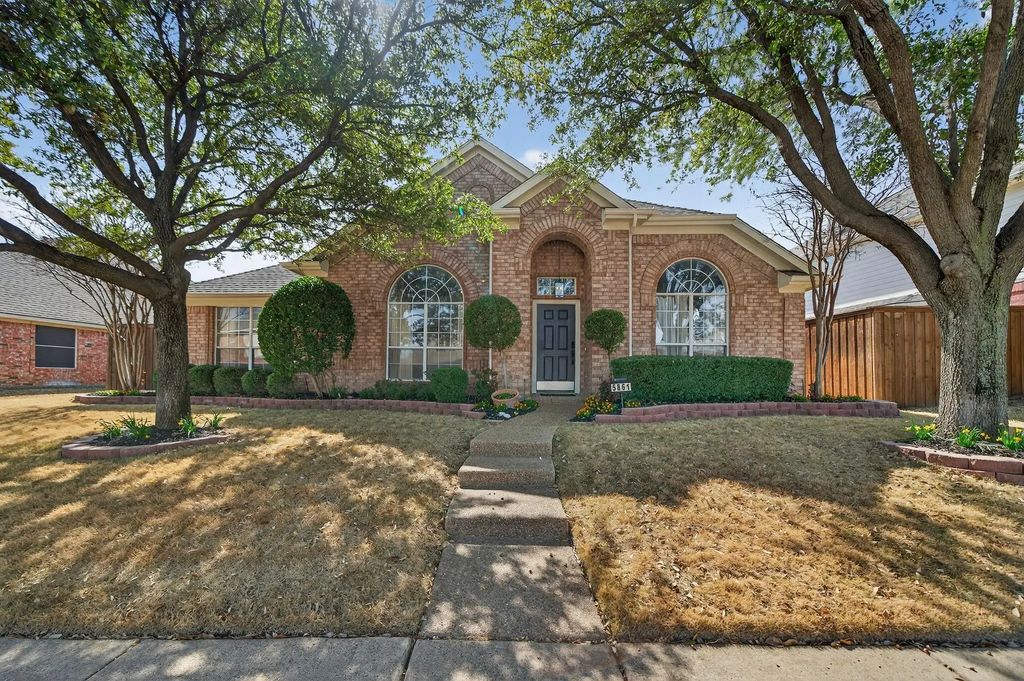 5861 Chatham Lane, The Colony