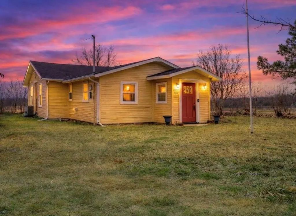 4149 County Road 4510, Commerce