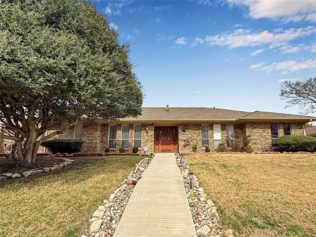 3109 Robin Road, Plano