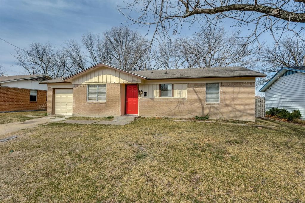 605 Rosewood Hills Drive, Garland
