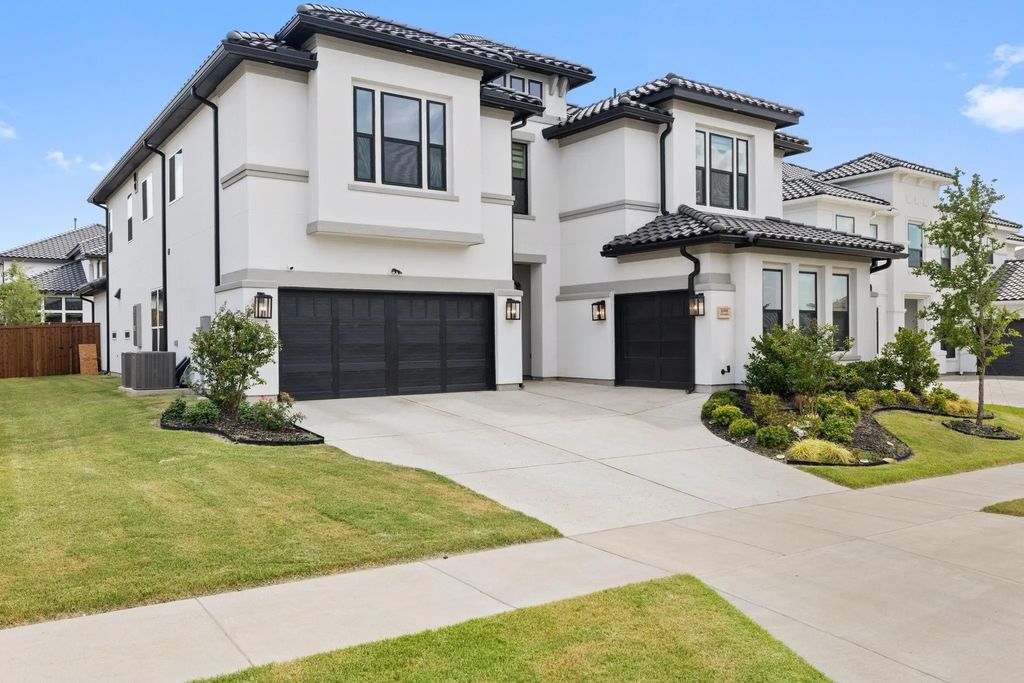 11991 Cloverdale Road, Frisco