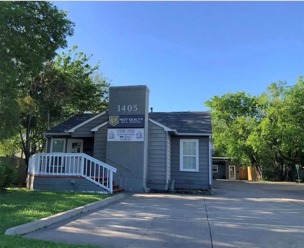 1405 W University Drive, McKinney