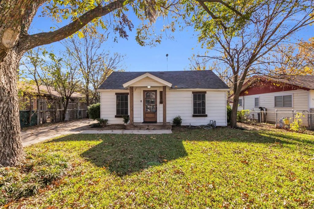 603 Lilly Street, Cleburne