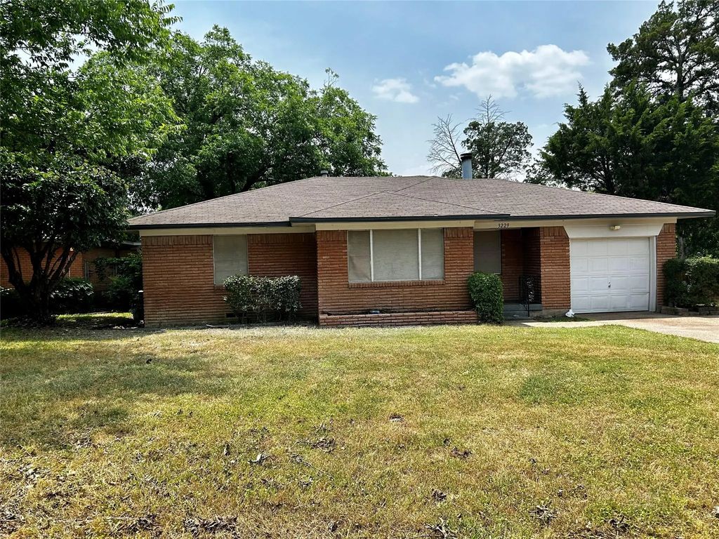 3229 Driftwood Drive, Dallas
