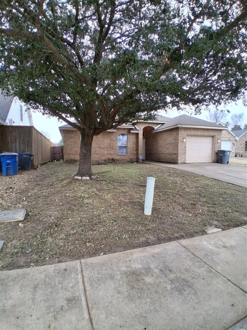 1007 Boquillas Court, Dallas